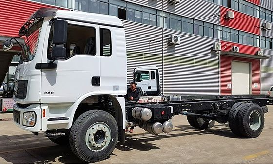 शैकमैन L3000 लाइट कार्गो ट्रक चेसिस 4X2 छोटा ट्रक ट्रक 3-5 टन