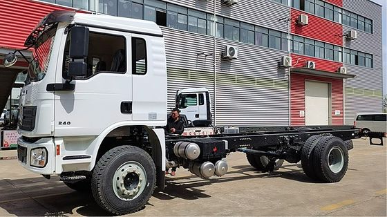 शैकमैन L3000 लाइट कार्गो ट्रक चेसिस 4X2 छोटा ट्रक ट्रक 3-5 टन