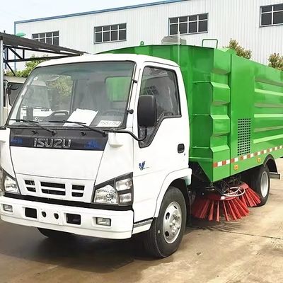 ISUZU 6cbm रोड स्वीपिंग ट्रक, ट्रक पर घुड़सवार सड़क स्वीपर EURO 5 4x2