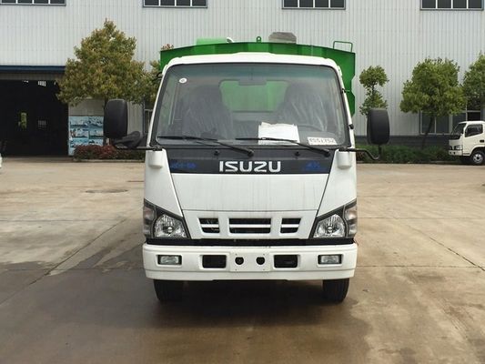 ISUZU 6cbm रोड स्वीपिंग ट्रक, ट्रक पर घुड़सवार सड़क स्वीपर EURO 5 4x2