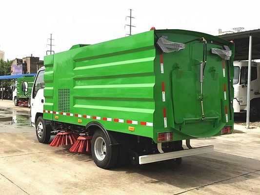 ISUZU 6cbm रोड स्वीपिंग ट्रक, ट्रक पर घुड़सवार सड़क स्वीपर EURO 5 4x2