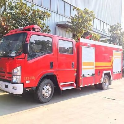 ISUZU 4X2 700P अग्निशमन ट्रक लघु अग्नि बचाव ट्रक 4cbm 5cbm
