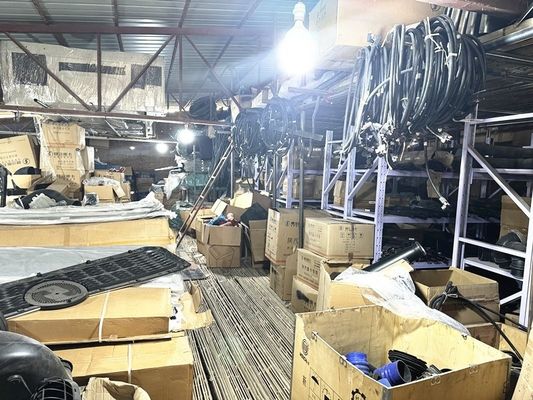 शांक्सी शैकमैन ट्रक कैब पार्ट्स रियरव्यू मिरर मूल ट्रक सामान प्रतिस्थापन