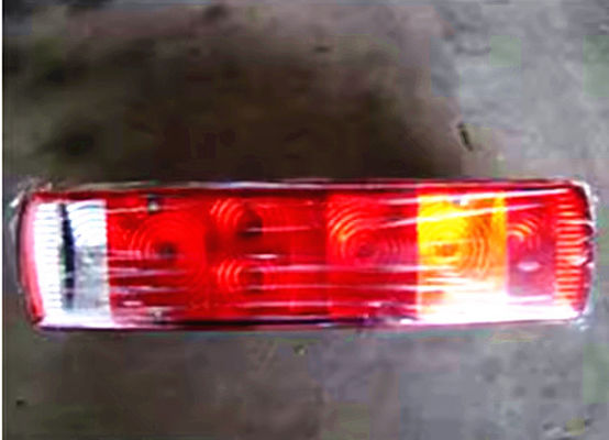 Sinotruk Howo Shacman ट्रक स्पेयर पार्ट्स संयोजन रियर लाइट AZ9719810001