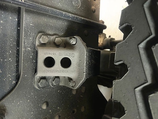 शैकमैन ट्रक स्पेयर पार्ट्स F2000/F3000/X3000 रियर स्प्रिंग लिमिट ब्लॉक DZ95259521011 सस्पेंशन सिस्टम पार्ट्स मूल