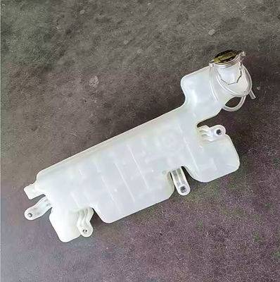 शेकमैन ट्रक स्पेयर पार्ट्स एक्सपेंशन टैंक SZ945000713 के लिए Delong F2000/F3000/X3000 भारी ट्रक